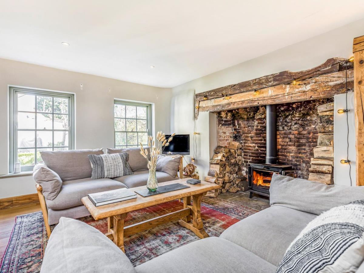 Pass The Keys Charming Downland Cottage Chichester Exteriér fotografie