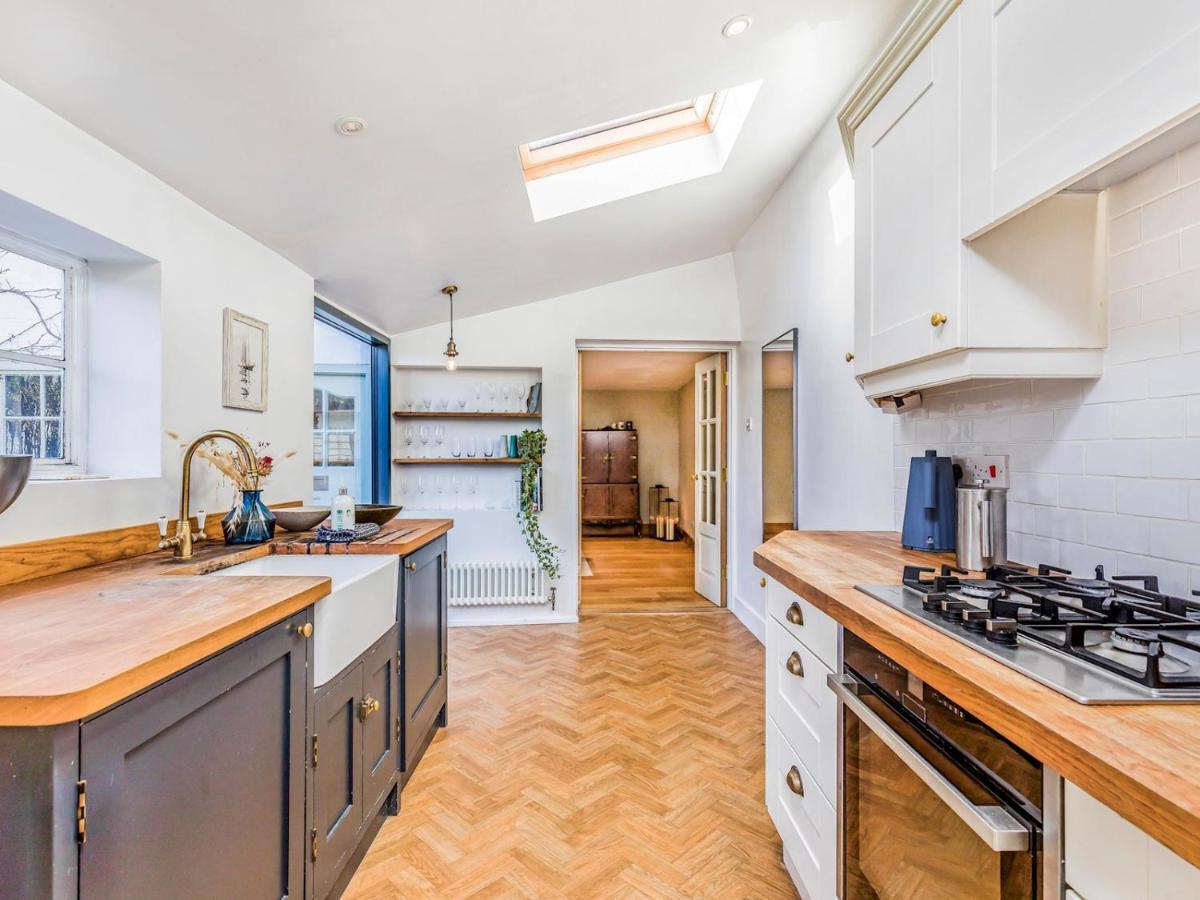 Pass The Keys Charming Downland Cottage Chichester Exteriér fotografie