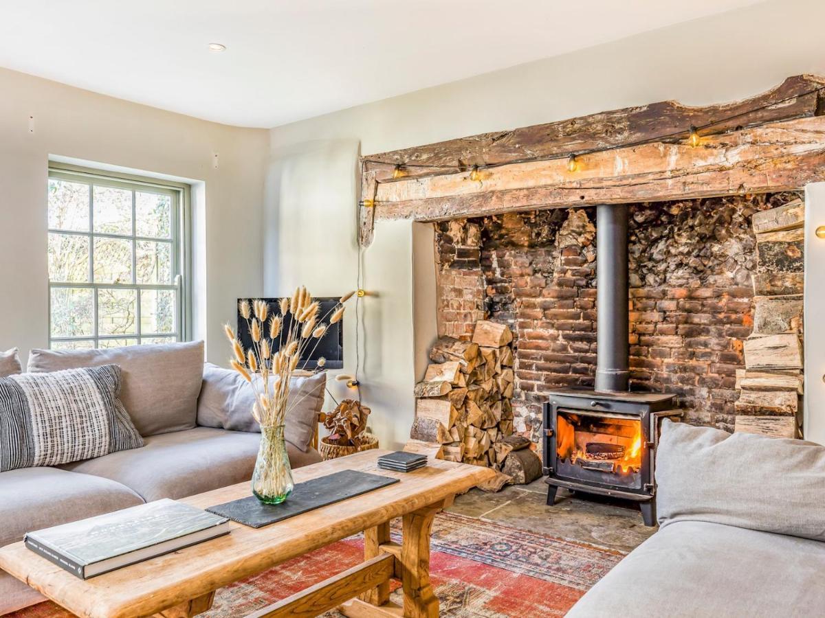 Pass The Keys Charming Downland Cottage Chichester Exteriér fotografie