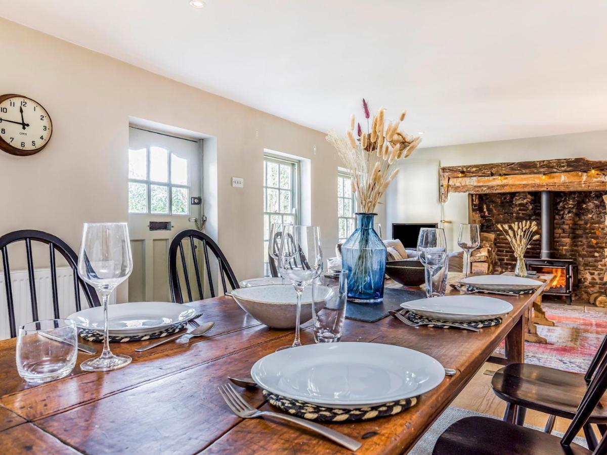 Pass The Keys Charming Downland Cottage Chichester Exteriér fotografie