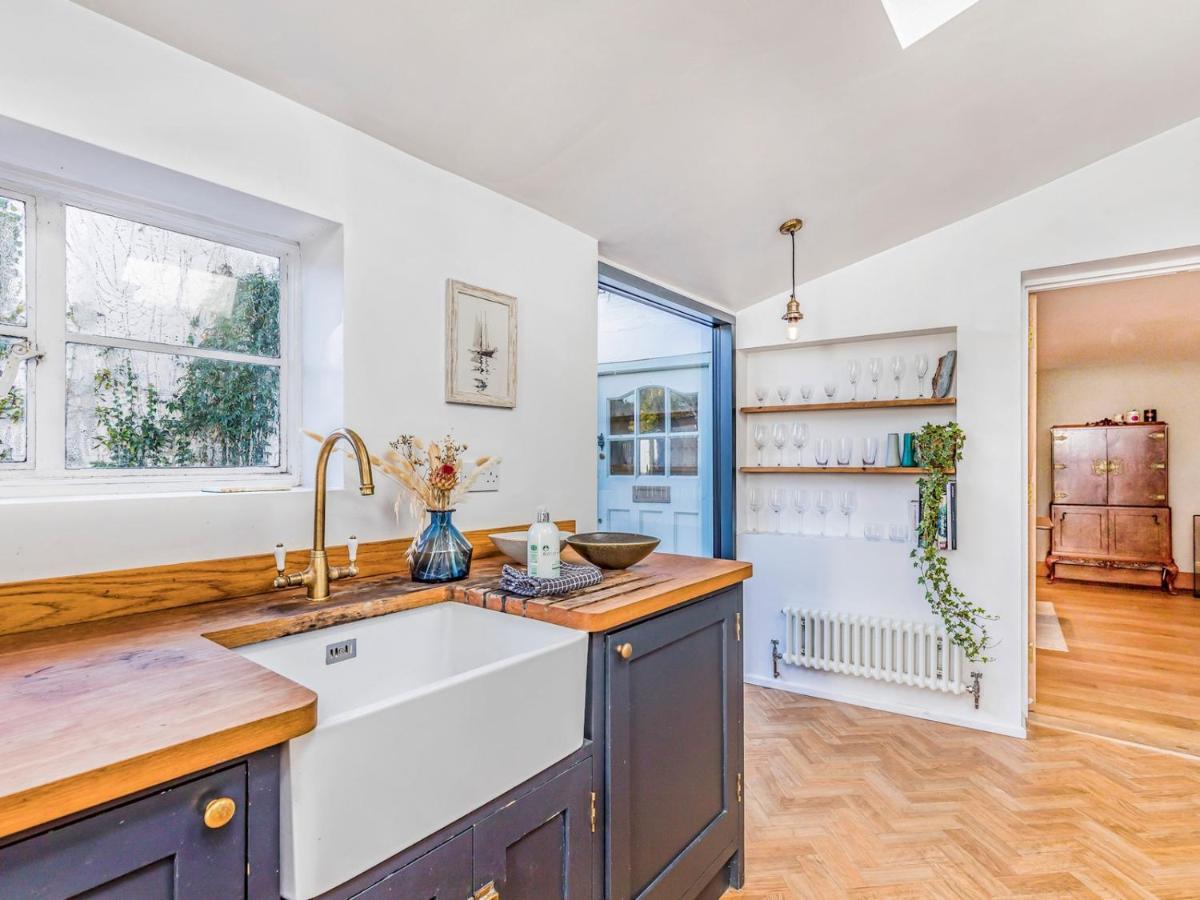 Pass The Keys Charming Downland Cottage Chichester Exteriér fotografie