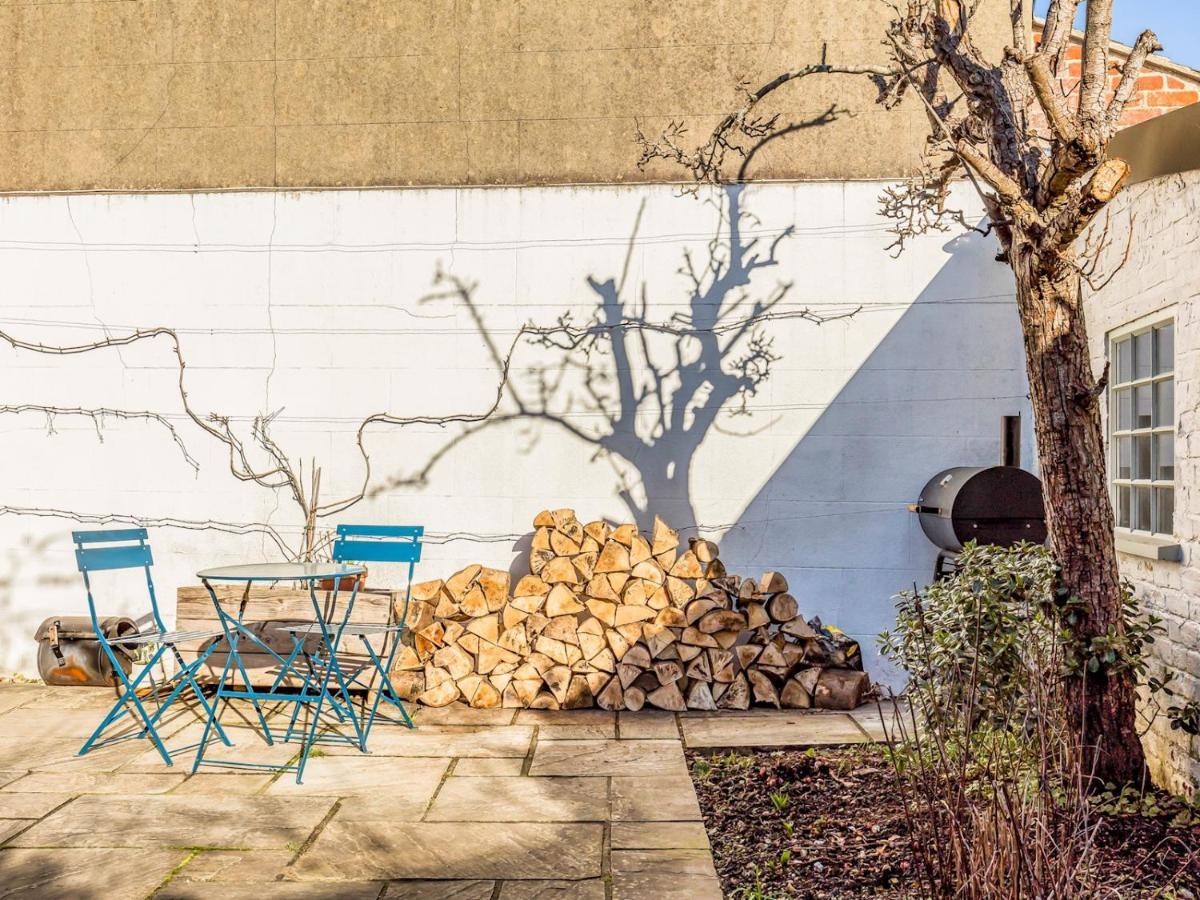 Pass The Keys Charming Downland Cottage Chichester Exteriér fotografie