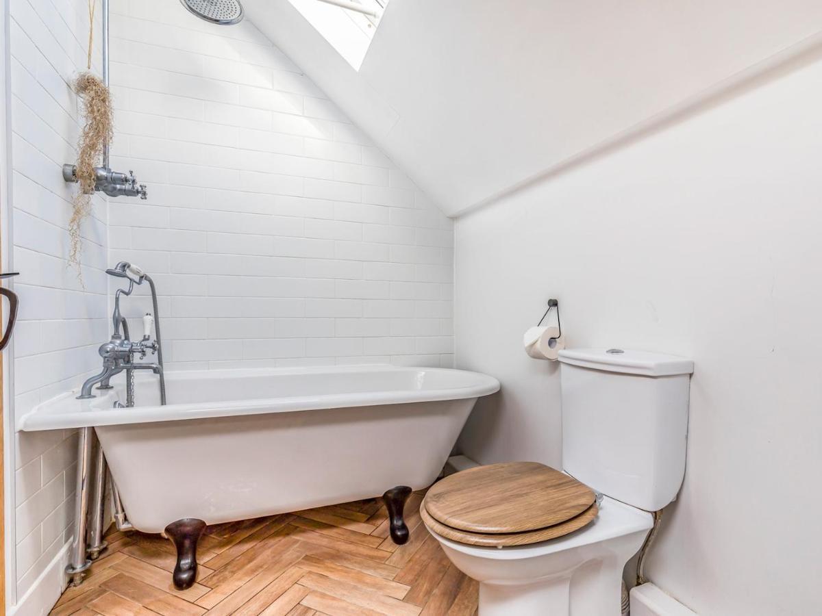 Pass The Keys Charming Downland Cottage Chichester Exteriér fotografie