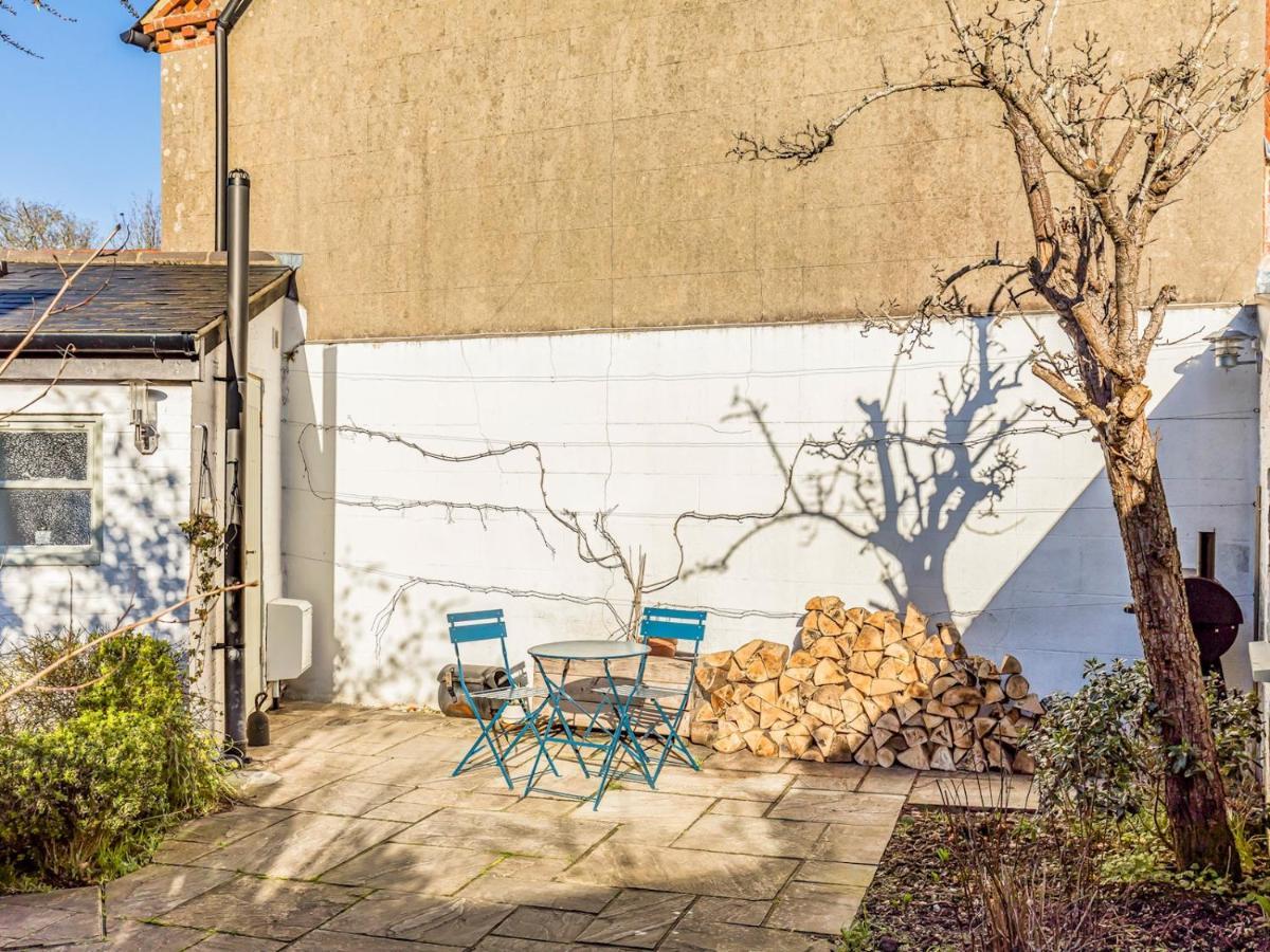 Pass The Keys Charming Downland Cottage Chichester Exteriér fotografie