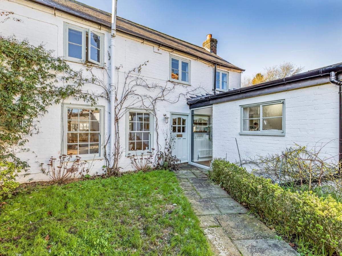 Pass The Keys Charming Downland Cottage Chichester Exteriér fotografie